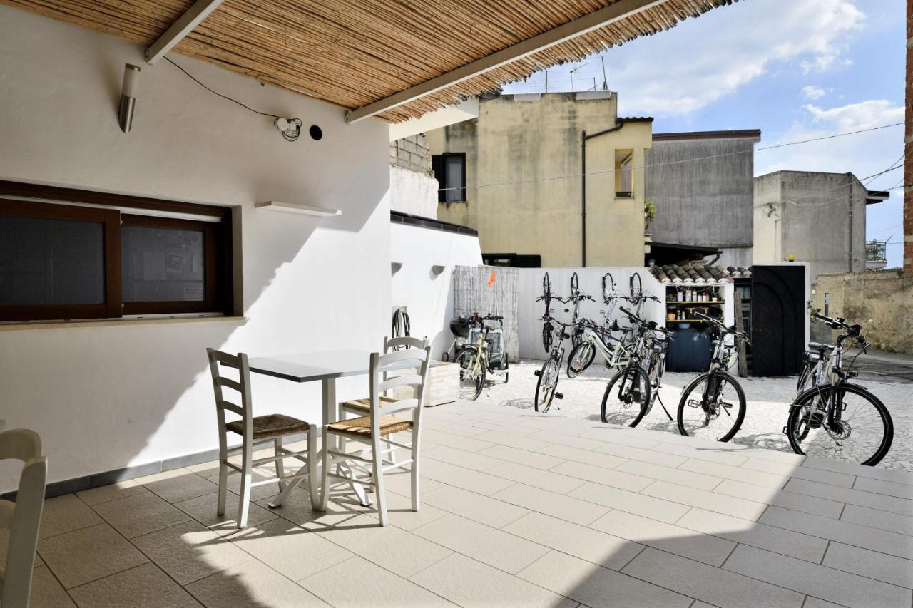 Al Vicoletto - Genuine Hospitality Bed & Breakfast Tortoli Exterior photo