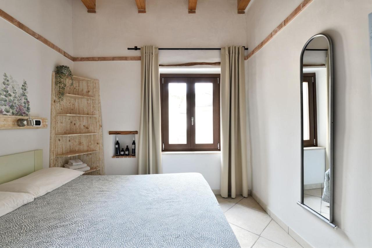 Al Vicoletto - Genuine Hospitality Bed & Breakfast Tortoli Exterior photo