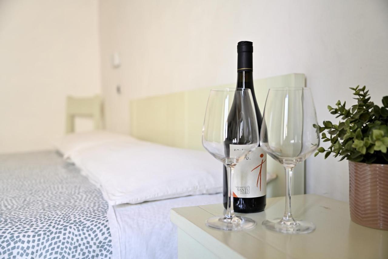 Al Vicoletto - Genuine Hospitality Bed & Breakfast Tortoli Exterior photo